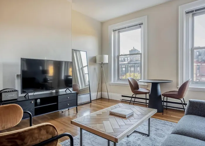Back Bay 1Br W Wd Nr Newbury St Bos-813