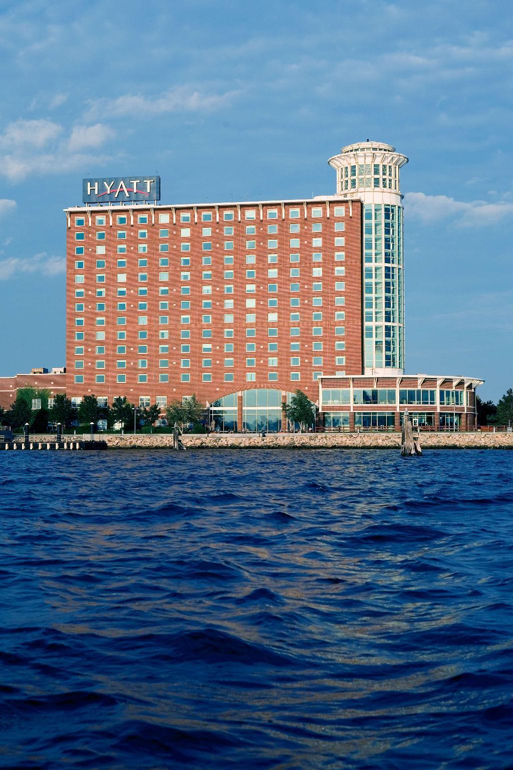 Hyatt Regency Harbor 4*