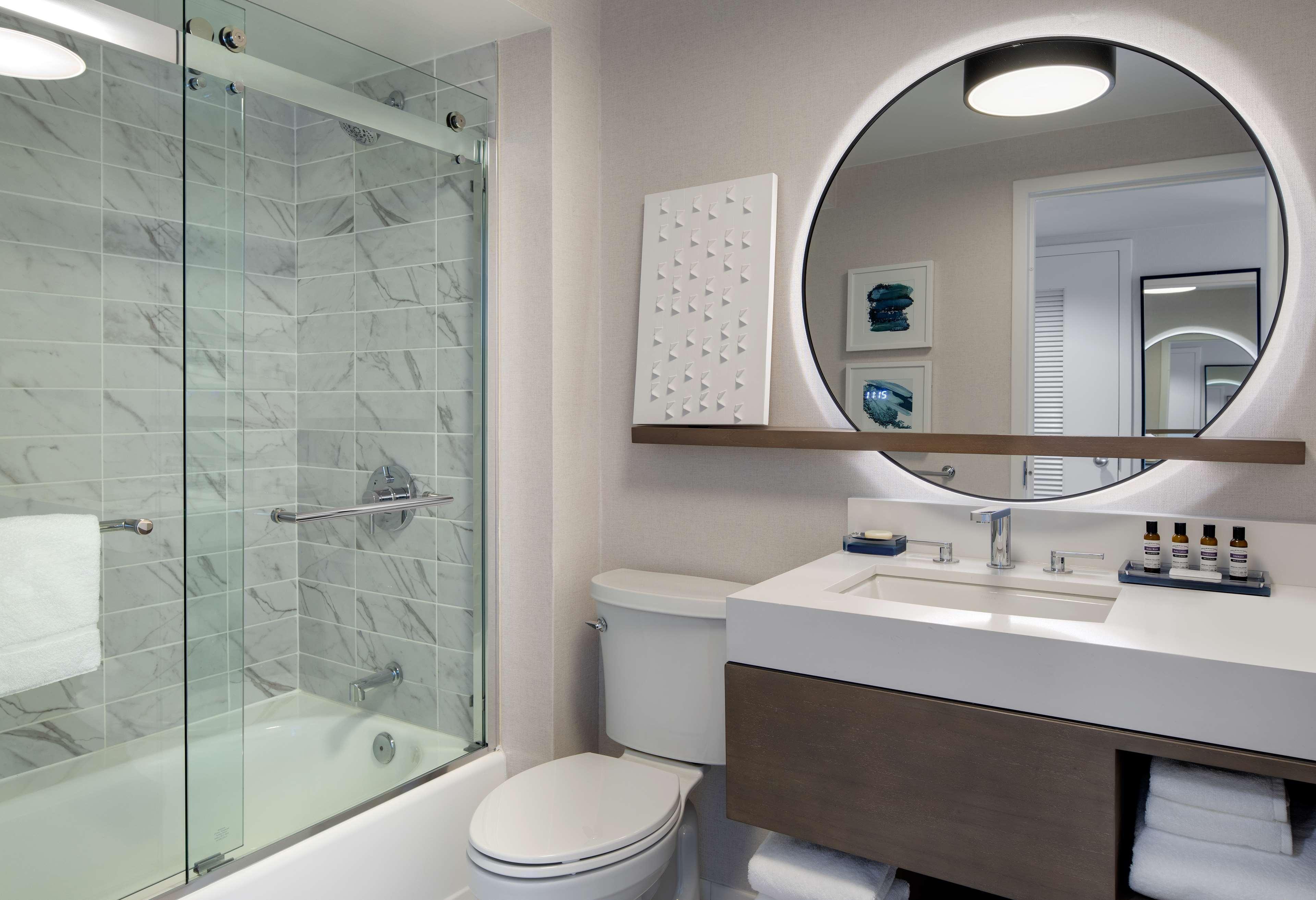 Hyatt Regency Harbor Hotel