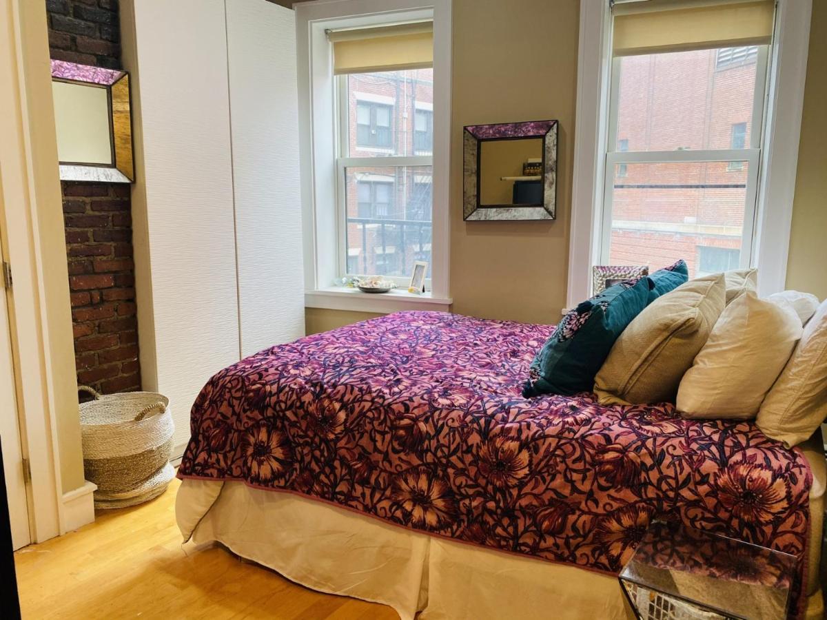 Apartment Harbor Views Modern North End Free Parking!