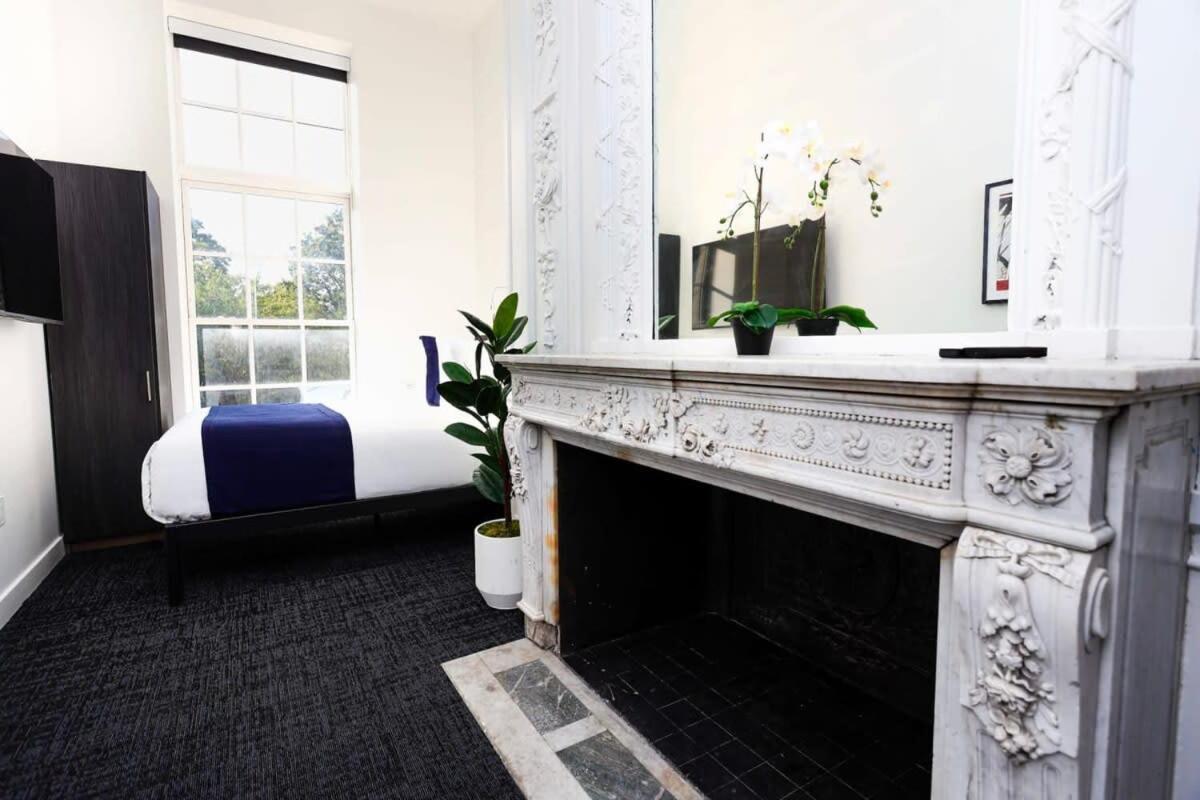 Stylish In Historic - Unit #209 Apartment