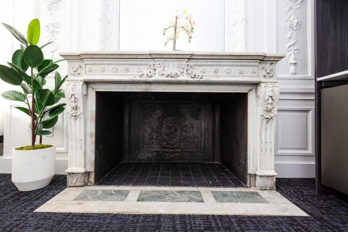Stylish In Historic - Unit #209 *