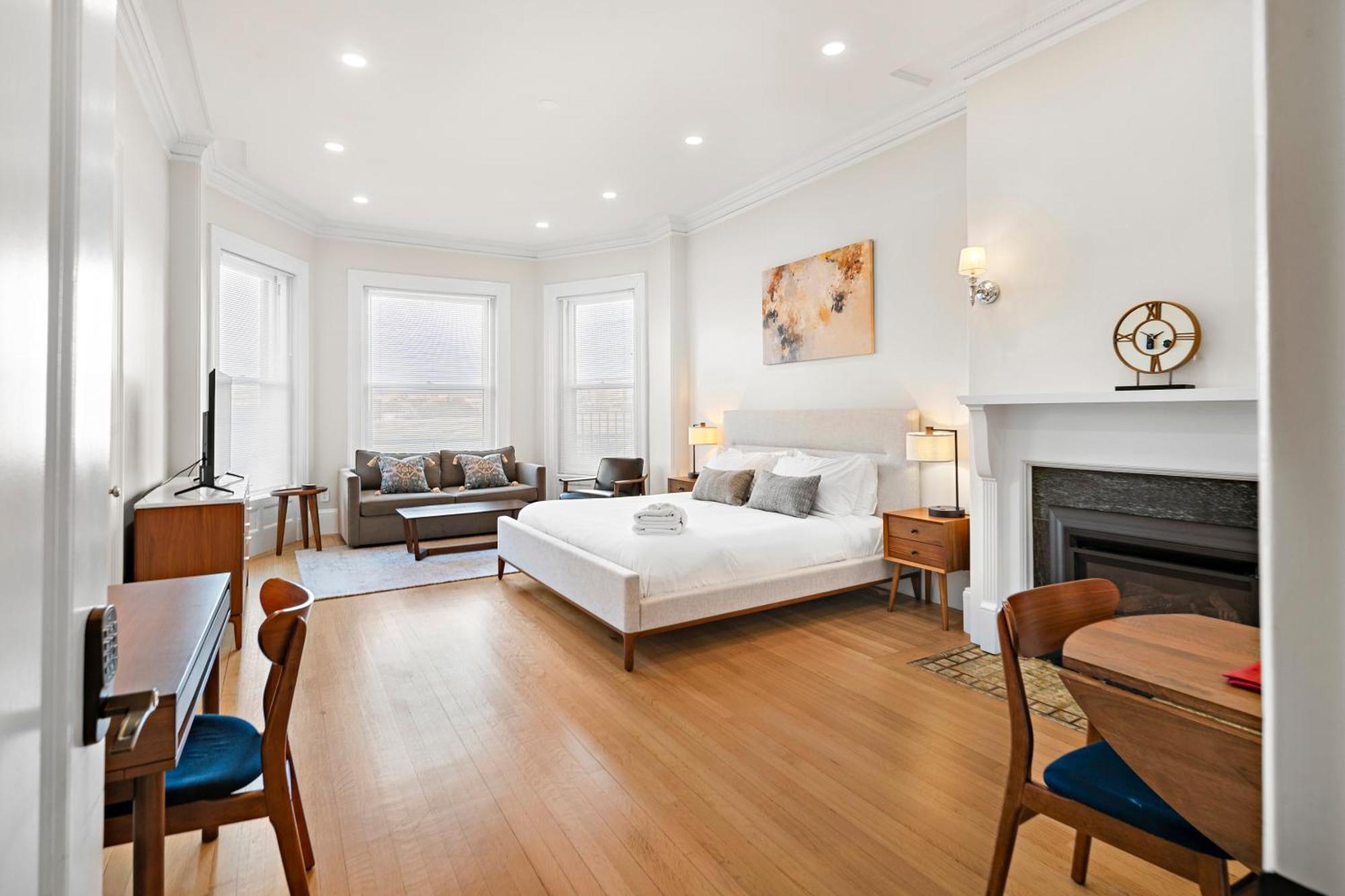 Charlesgate Hotel Boston