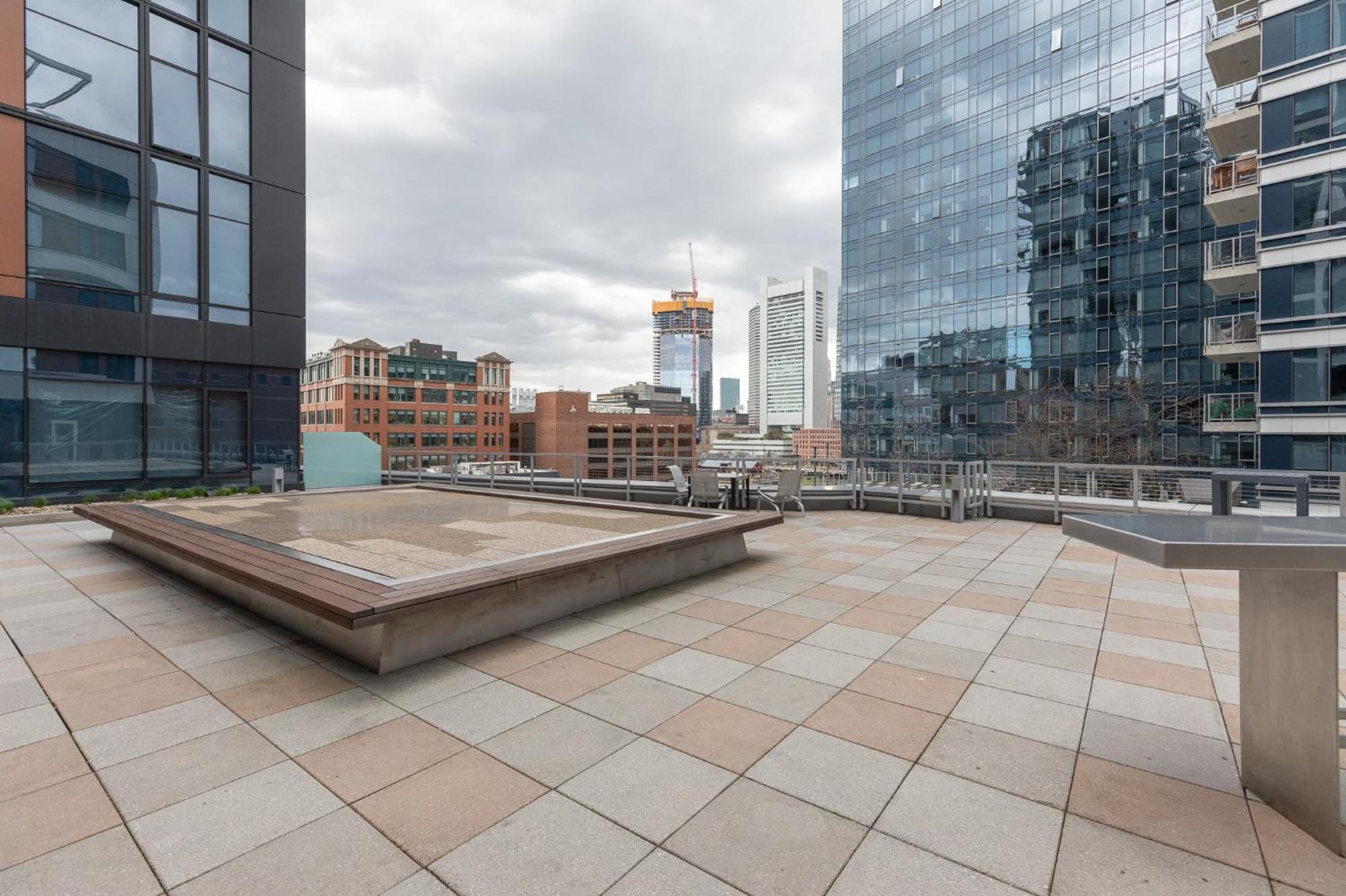 Private Seaport With Gym - Via-401 Apartment Boston