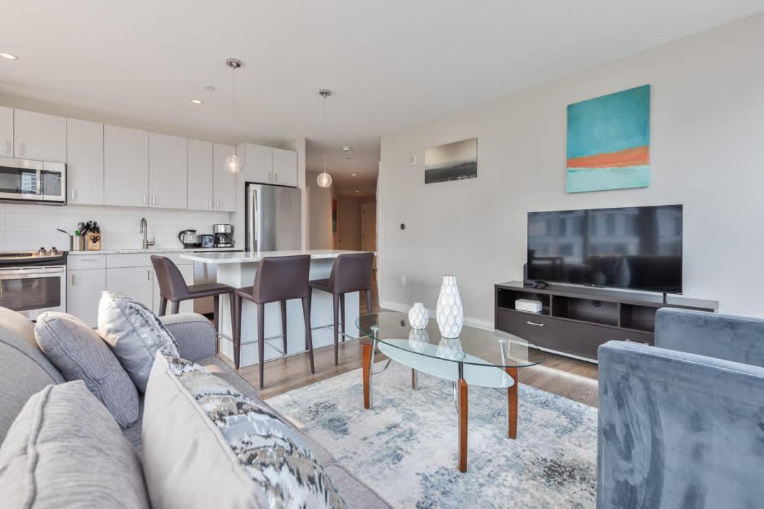 Apartment Private Seaport With Gym - Via-401 *