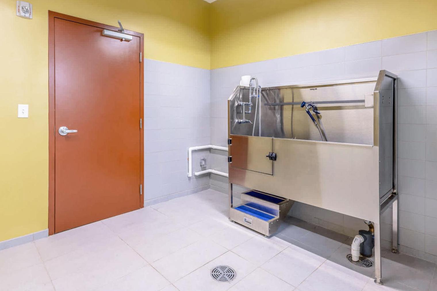 Kendall Sq 2br W Gym Nr Mit Mass General Bos-565