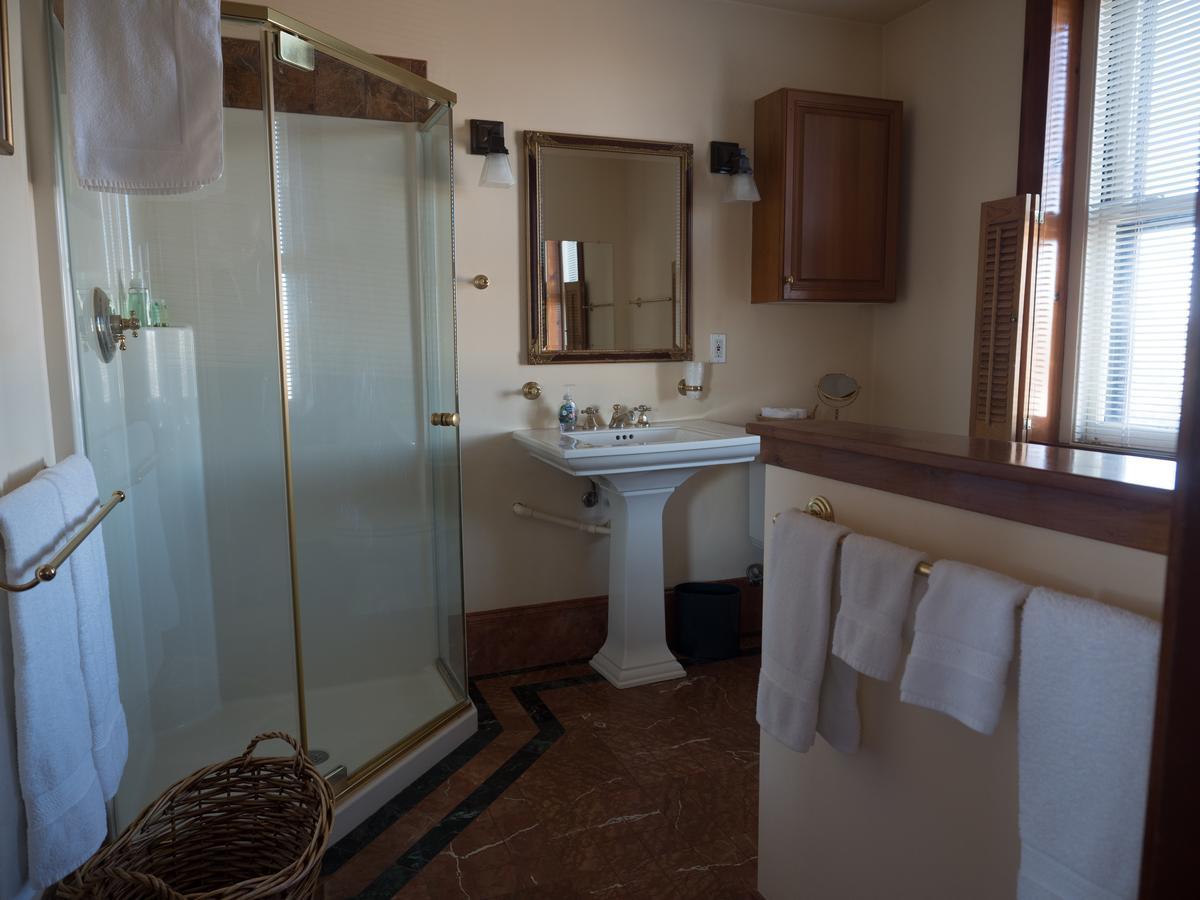 The Gryphon House Bed & Breakfast