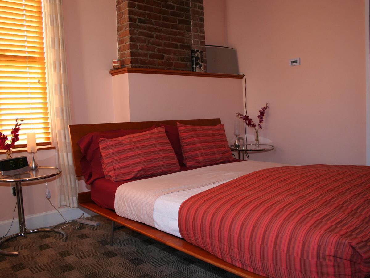 Encore Bed & Breakfast