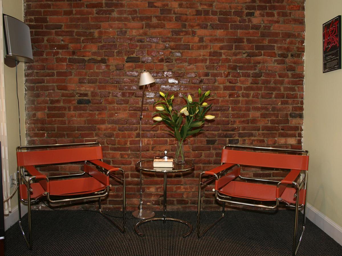 Encore Bed & Breakfast 3*