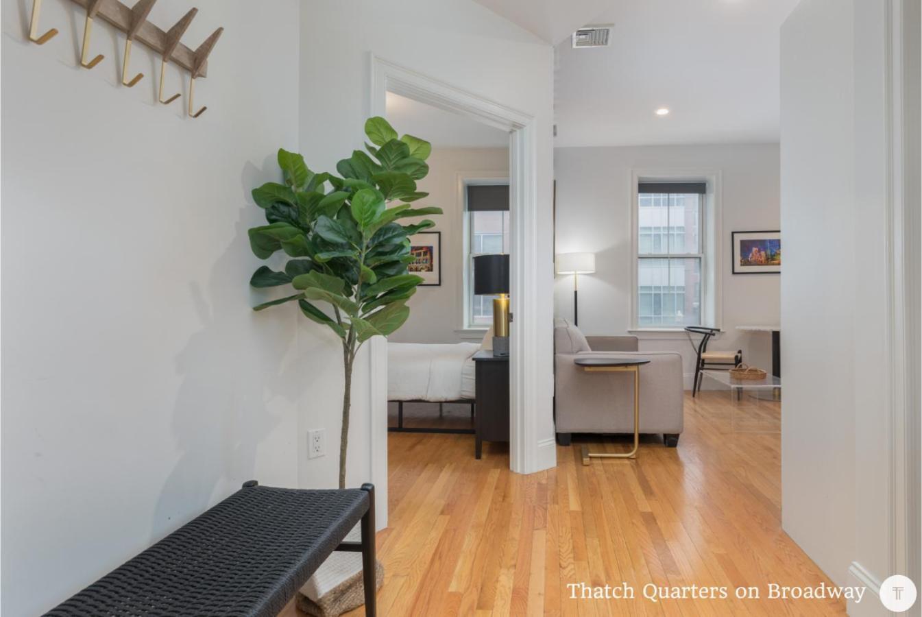 West Broadway Quarters By Thatch Apartment