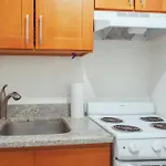 Downtown Studio Apt, Near Grocery And Hospitals