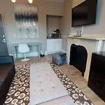 Perfect Studio, Sleeping Alcove, Be Ready For Return Of Travel!