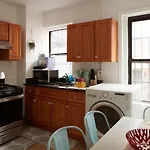 Stylish 3Br1Bth Apt Near Historical District