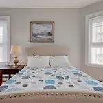 New! Boston Condo Near Mbta, 3Mi To Fenway!