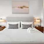 Charlesgate Suites