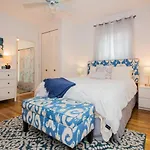 Boston Condominium, First Floor Easy Access To Mb