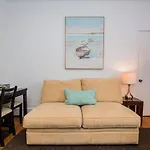 Boston Condominium, First Floor Easy Access To Mb