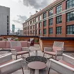 South Boston Studio W Wd Nr Red Line Bos-886