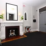 Cozy & Stylish Newbury Street Studio, #9
