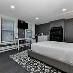 Centrally Located Stay In Boston\'S Bay