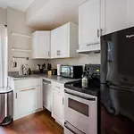 Functional Apartment 970