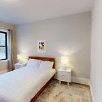 Modest Apartment 1337