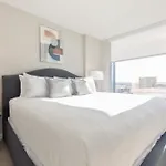 Luxury Apt Downtown Seaport - Via-1205