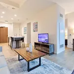 Luxury Apt Heart Of Seaport - Alx-1703