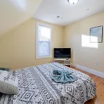 233-3 New! Boston Family Escape -Space & Serenity