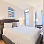 Luxury Apt Heart Of Seaport - Alx-1703