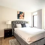 Modern Apt In Seaport - Alx-1103