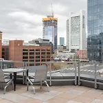 Bright Apt Downtown With Gym - Via-519
