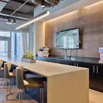 Bright Apt Downtown With Gym - Via-519