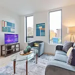 Gorgeous Apt With Kitchen-Idl-350