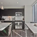 Modern Apt With Gym - Via-1112