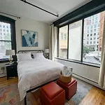 Open Concept 2 Bed Loft In Back Bay