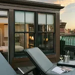 No. 284 Back Bay Hotel, Sonder