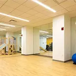 Global Luxury Suites At The Commonwealth