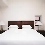 Bright 2Br In Downtown Crossing By Sonder