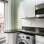 Posh Studio In Back Bay By Sonder