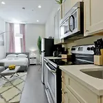 Central Studio In Downtown Crossing By Sonder