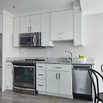 Sleek 2Br In Downtown Crossing By Sonder