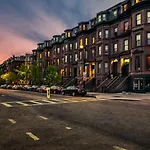 Furnished Studio In Downtown Boston #35
