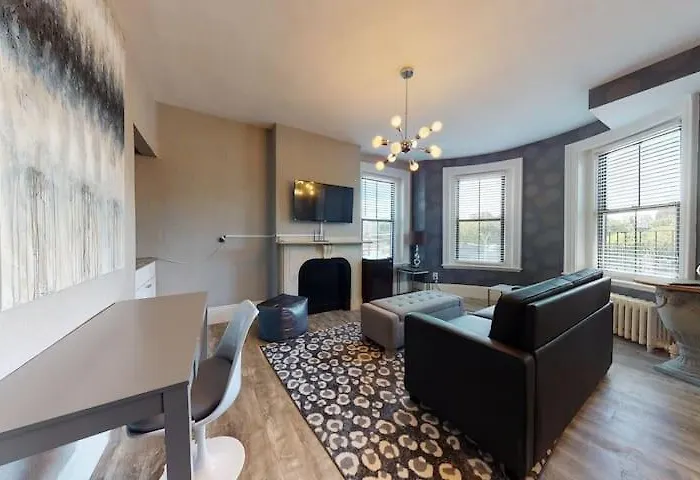 Perfect Studio, Sleeping Alcove, Be Ready For Return Of Travel!