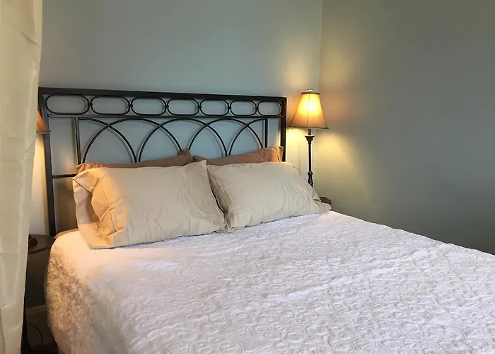 Back Bay Suites