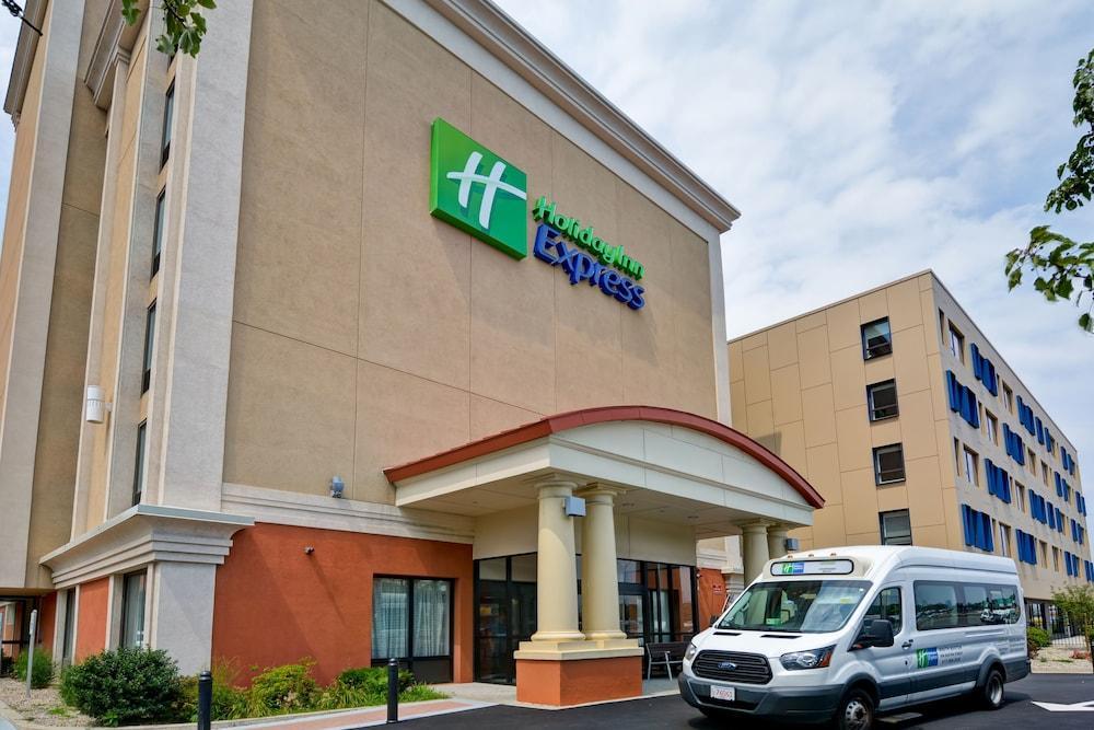 Holiday Express By Ihg