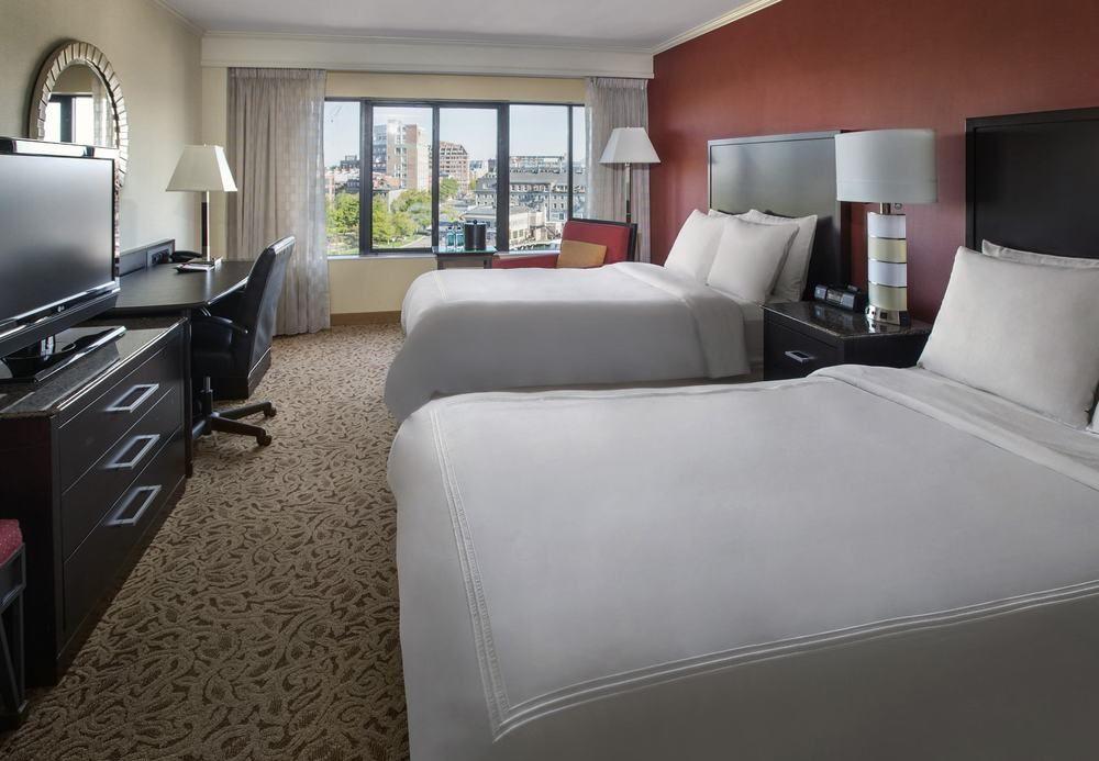 Marriott Long Wharf Hotel