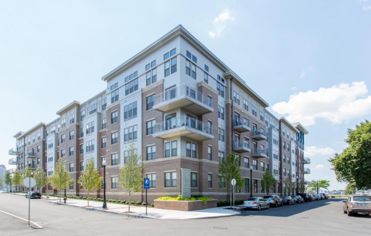 Global Luxury East Boston