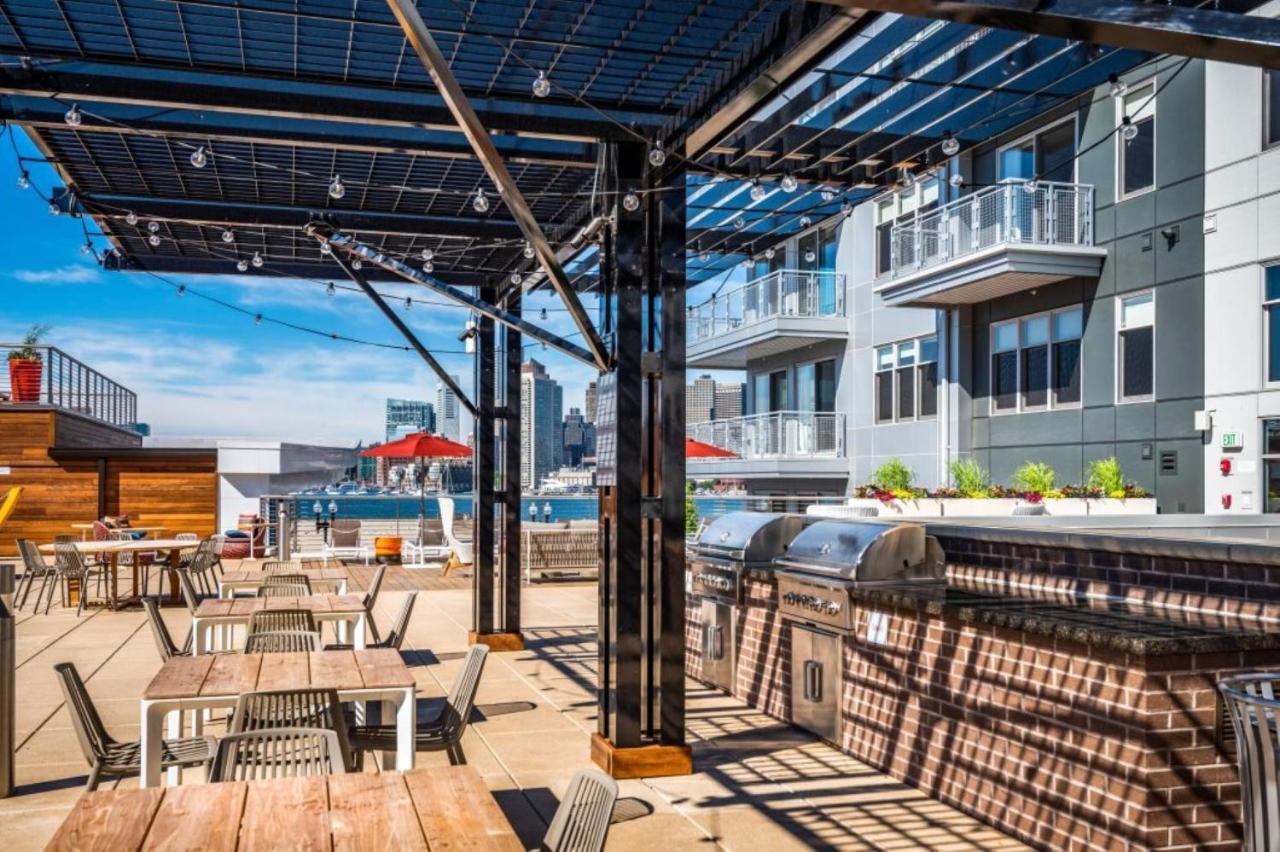 Global Luxury East Apartment Boston