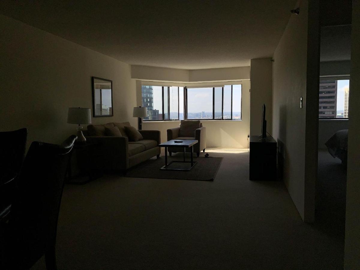 Bostons Financial District 30 Day